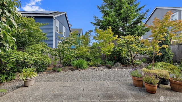 4422 NE 2nd Ln, Renton, WA 98059 - view of patio / terrace