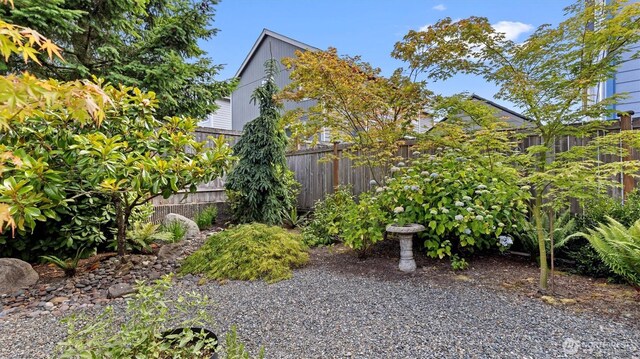 4422 NE 2nd Ln, Renton, WA 98059 - view of yard