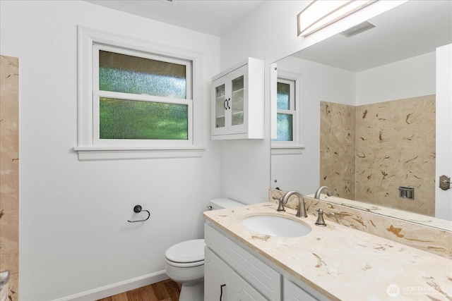 8606 184th St SW, Edmonds, WA 98026 - bathroom with vanity and wood finished floors