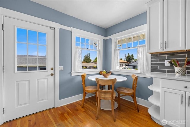 751 S 40th St, Tacoma, WA 98418 - dining area with light wood-style floors