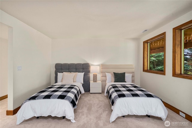 13710 41st Ave NE, Seattle, WA 98125 - bedroom featuring carpet floors and baseboards