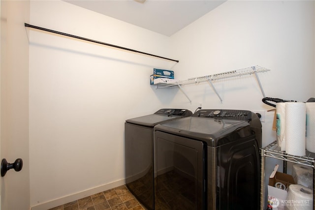 1344 Foreman Rd, Dupont, WA 98327 - laundry room featuring independent washer and dryer and baseboards
