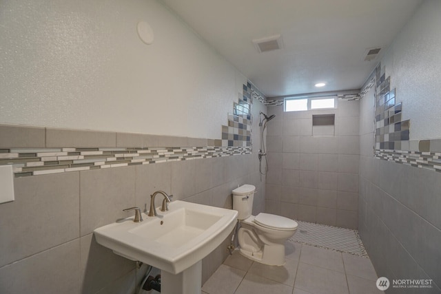 19910 NE 356th St, Yacolt, WA 98675 - full bath featuring tile walls, a tile shower, and tile patterned floors