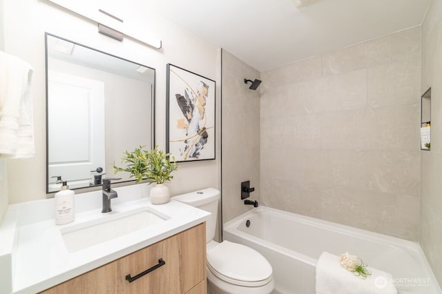 2316 67th Ave NE, Tacoma, WA 98422 - full bath with vanity and shower / bath combination