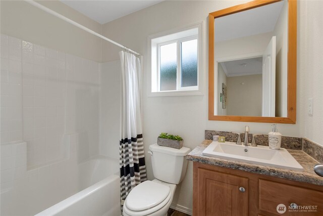 15807 78th Avenue Ct E, Puyallup, WA 98375 - bathroom with vanity and shower / bath combo with shower curtain
