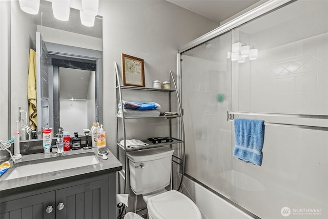 140 Bowers, Chehalis, WA 98532 - bathroom with vanity and enclosed tub / shower combo