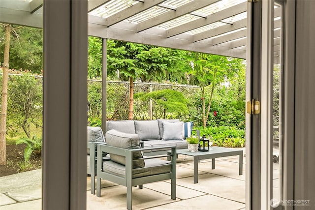 2325 38th Ave E, Seattle, WA 98112 - view of doorway