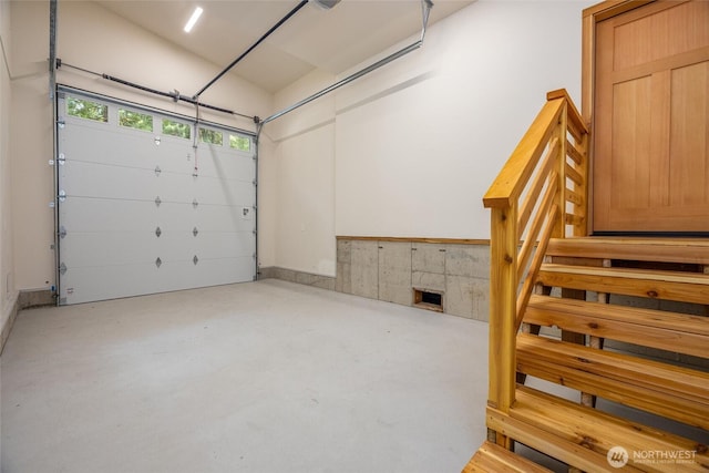 7489 Olsen Dr, Deming, WA 98244 - view of garage