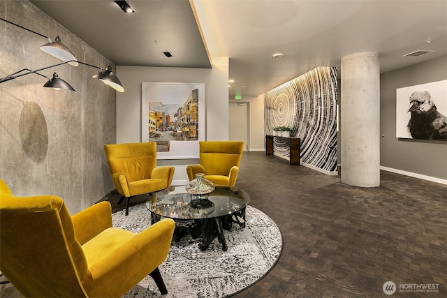 590 1st Ave S Unit 907, Seattle, WA 98104 - view of building lobby
