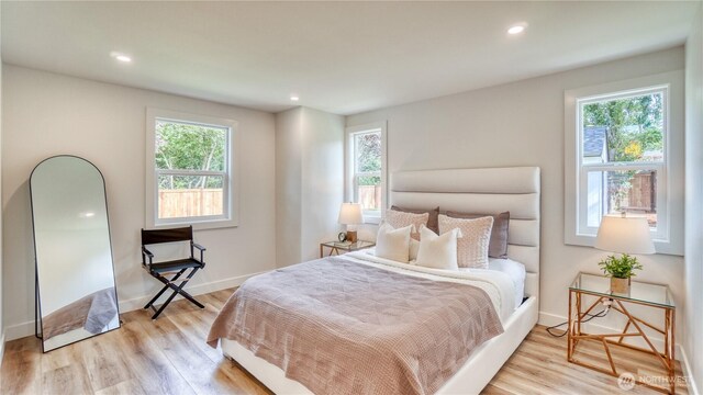 840 SW 306th St, Federal Way, WA 98023 - bedroom featuring light wood-style floors and recessed lighting