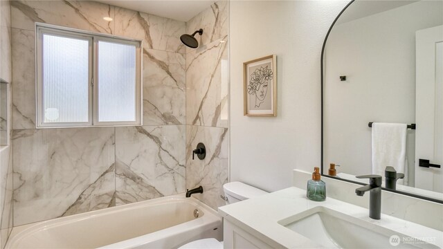 840 SW 306th St, Federal Way, WA 98023 - full bathroom with vanity and shower / bath combination