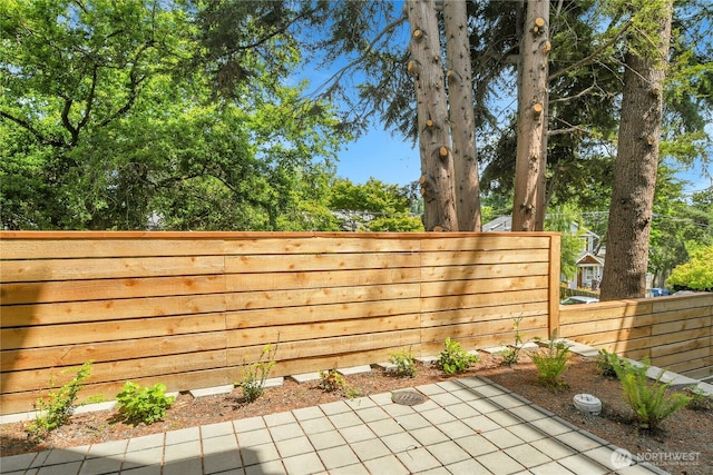 629A W Emerson Ave, Seattle, WA 98119 - view of patio / terrace