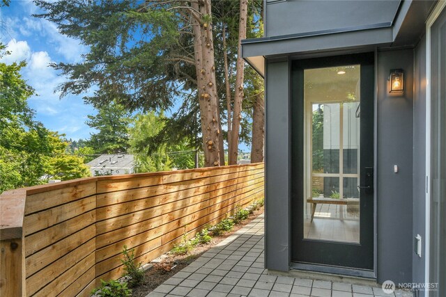 629A W Emerson Ave, Seattle, WA 98119 - view of exterior entry