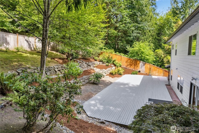 17519 33rd Ave NE, Lake Forest Park, WA 98155 - fenced backyard with a wooden deck