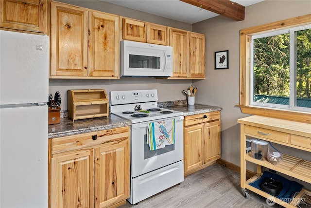 7 Moonshine Ln, Ronald, WA 98940 - kitchen featuring white appliances, light wood-type flooring, and beamed ceiling