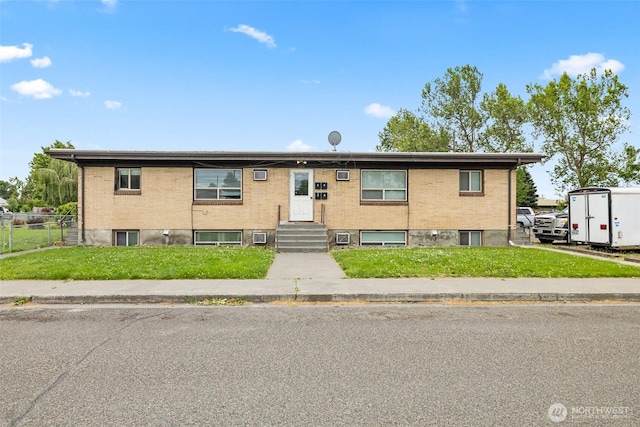 1304 W Hopkins St, Pasco, WA 99301 - photo 1