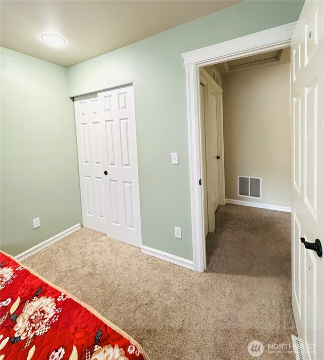 27120 105th Pl SE, Kent, WA 98030 - unfurnished bedroom with carpet and a closet