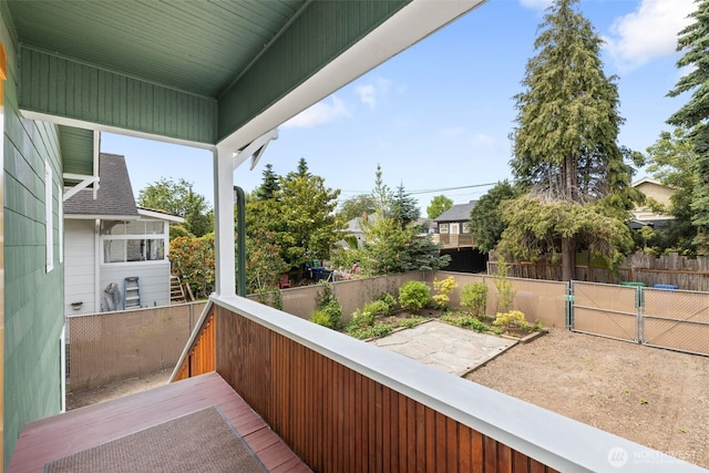6427 Flora Ave S, Seattle, WA 98108 - view of balcony