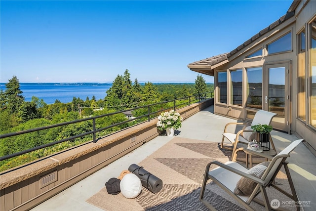 6411 View St NE, Tacoma, WA 98422 - patio / terrace with a water view