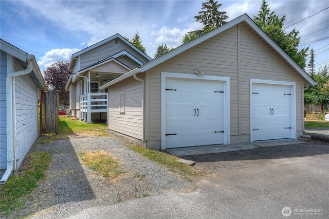 3207 N 9th St, Tacoma, WA 98406 - view of detached garage