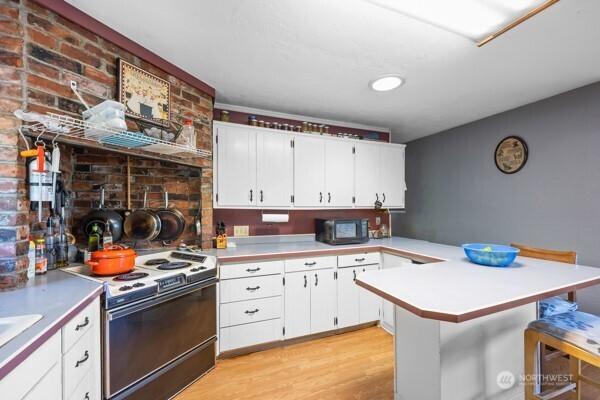 319 Willow Ln, Centralia, WA 98531 - photo 9