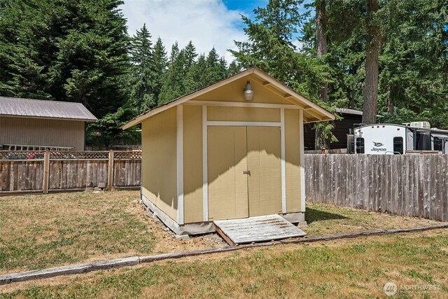 8524 46th Ct NE, Olympia, WA 98516 - view of shed with a fenced backyard
