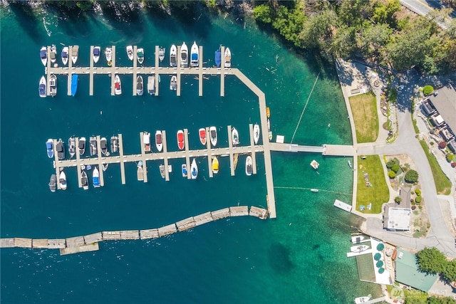 11155 S Lakeshore Rd, Chelan, WA 98816 - aerial view of a nearby body of water