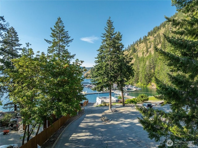 11155 S Lakeshore Rd, Chelan, WA 98816 - surrounding community featuring a water view