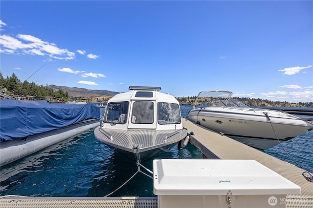 11155 S Lakeshore Rd, Chelan, WA 98816 - dock area with a mountain view