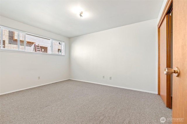 633 W Emerson St, Seattle, WA 98119 - empty room featuring carpet floors