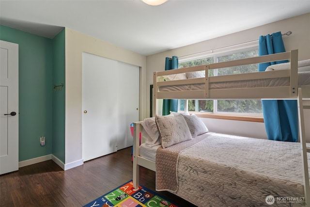 130 Kimberlund Ln, Chehalis, WA 98532 - bedroom with wood finished floors and a closet