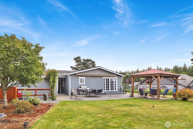 2610 E Section St Unit 25, Mount Vernon, WA 98274 - back of property with a gazebo and a patio area