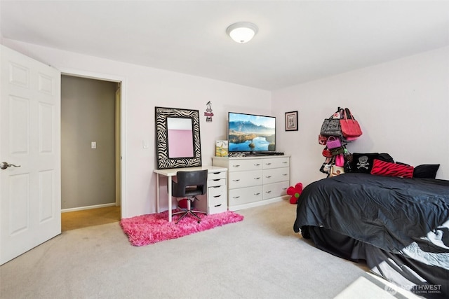 7622 130th Ave NE, Kirkland, WA 98033 - bedroom with light carpet and baseboards