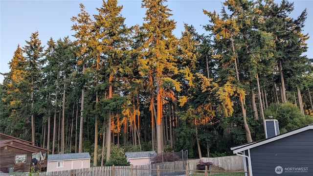 538 NW Ensign Dr, Oak Harbor, WA 98277 - view of yard