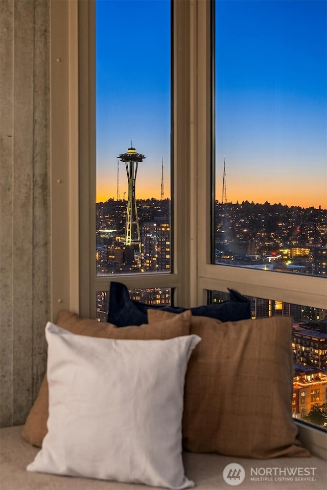 2125 1st Ave Unit 3003, Seattle, WA 98121 - sitting room with a view of city