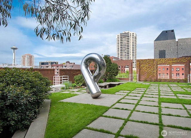 2125 1st Ave Unit 3003, Seattle, WA 98121 - view of yard with a view of city