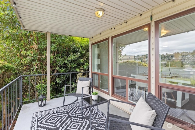2636 22nd Ave W Unit 101, Seattle, WA 98199 - view of balcony