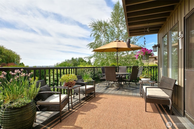 7610 Scenic Dr, Yakima, WA 98908 - view of patio / terrace featuring outdoor dining area