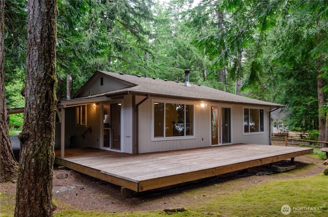 110 E Shannon Pl, Shelton, WA 98584 - back of property featuring a deck and a shingled roof