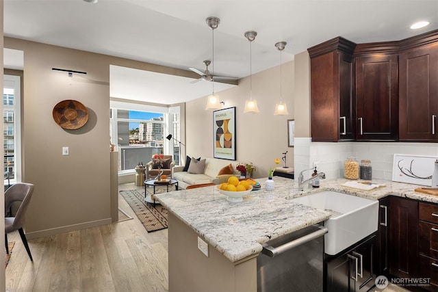 2607 Western Ave Unit 809, Seattle, WA 98121 - photo 4