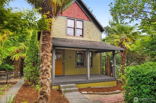1114 5th Ave SW, Olympia, WA 98502 - view of front facade featuring a porch
