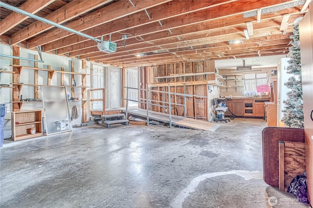 1700 Twin Peaks Dr Unit 71, Wenatchee, WA 98801 - garage featuring a garage door opener