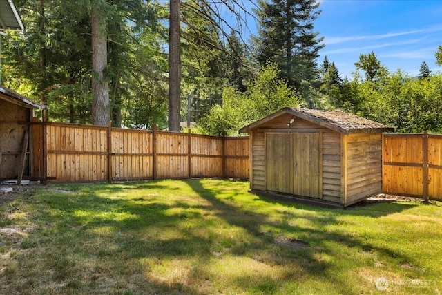 17019 426th Ave SE, North Bend, WA 98045 - fenced backyard featuring a storage shed
