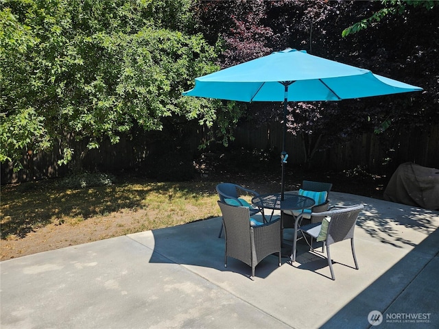 10924 SE 183rd Ct, Renton, WA 98055 - view of patio with outdoor dining area