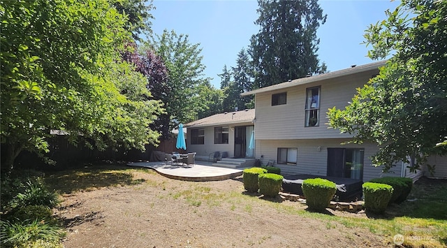 10924 SE 183rd Ct, Renton, WA 98055 - back of house with a patio area