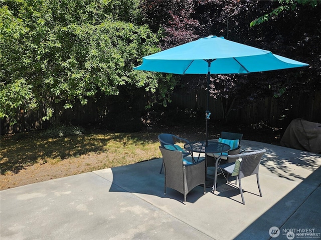 10924 SE 183rd Ct, Renton, WA 98055 - view of patio featuring outdoor dining space