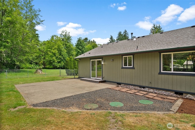 7207 Lakeside St SW, Olympia, WA 98512 - rear view of property with a patio area and a shingled roof