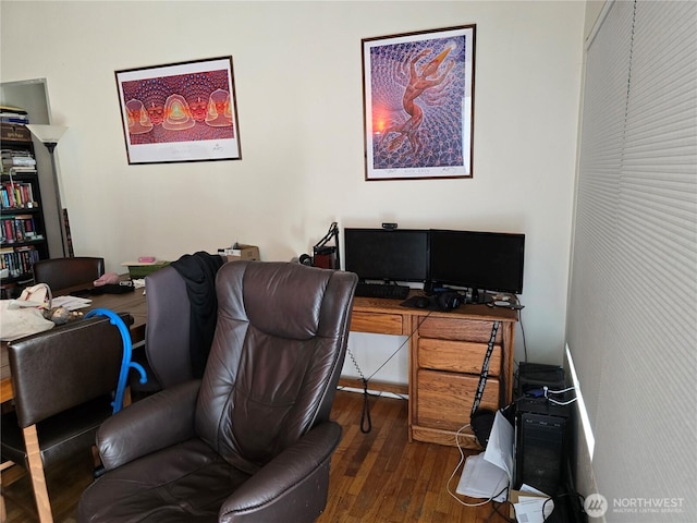 1208 NE 110th St, Seattle, WA 98125 - office space featuring wood finished floors
