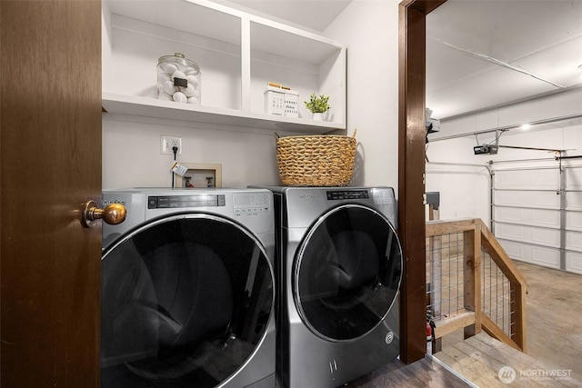 26710 NE Stephens St, Duvall, WA 98019 - laundry area featuring washing machine and clothes dryer