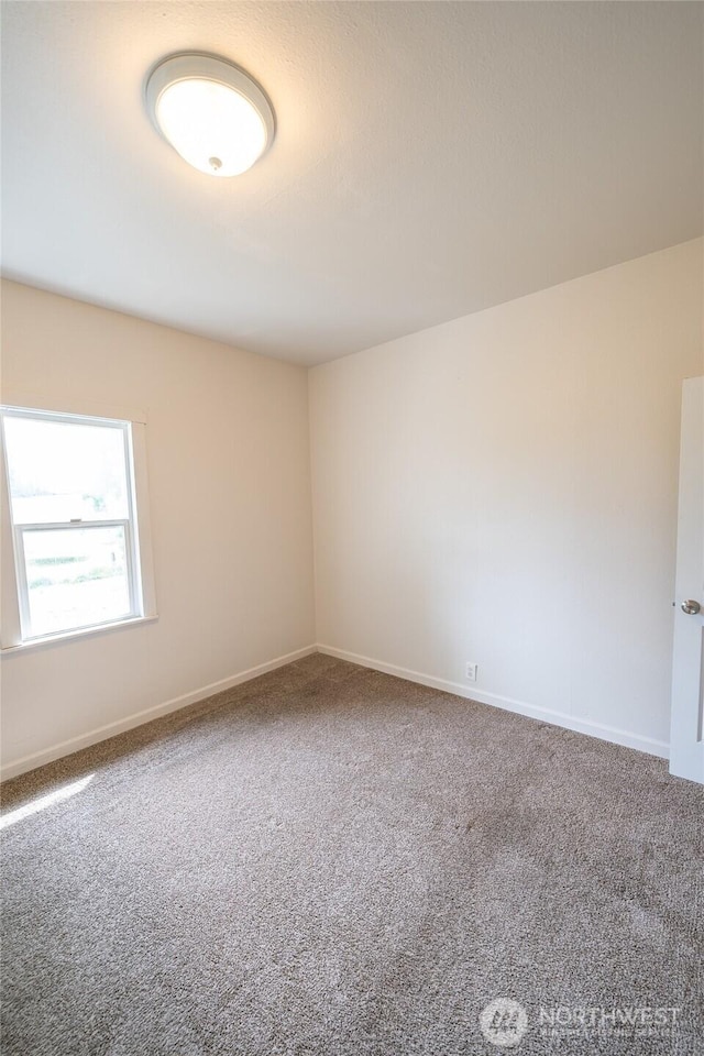 1117 W Stockwell St, Aberdeen, WA 98520 - spare room with carpet floors